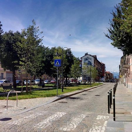 Elegante Appartamento Vicino Al Centro Турин Экстерьер фото