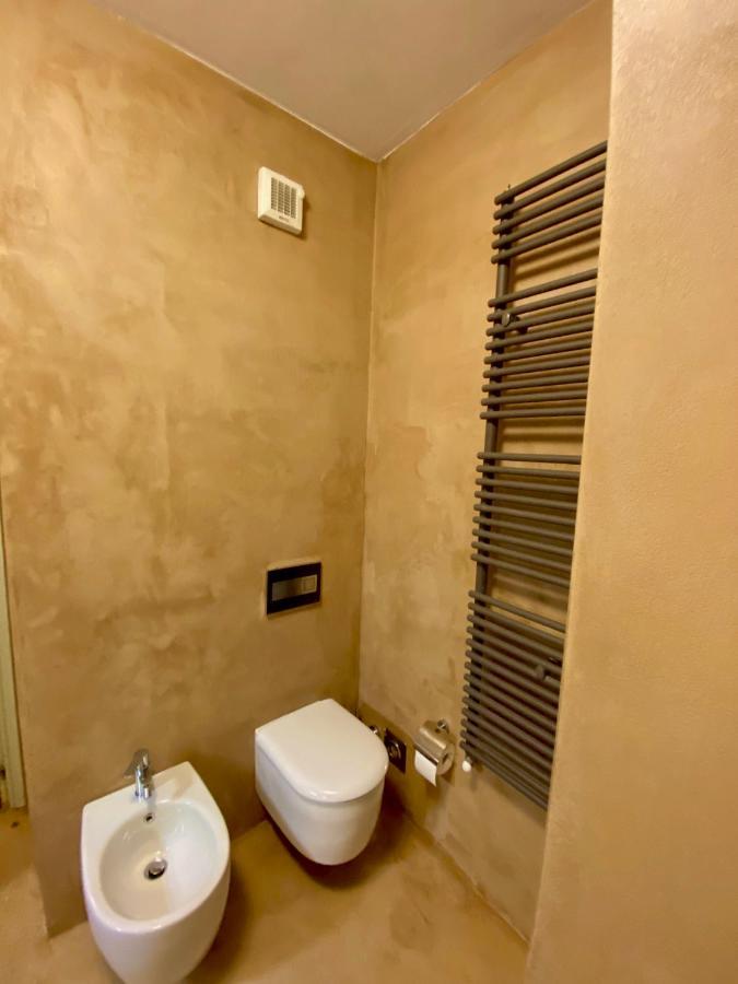 Elegante Appartamento Vicino Al Centro Турин Экстерьер фото
