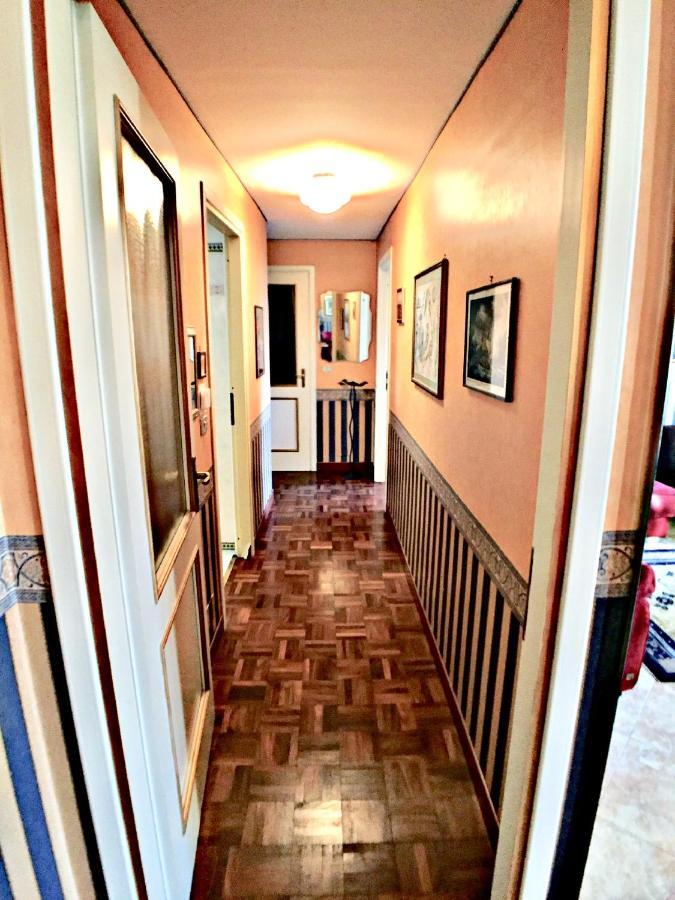 Elegante Appartamento Vicino Al Centro Турин Экстерьер фото