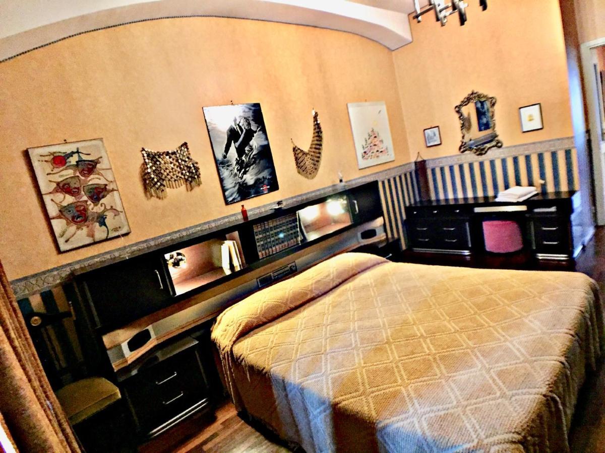 Elegante Appartamento Vicino Al Centro Турин Экстерьер фото